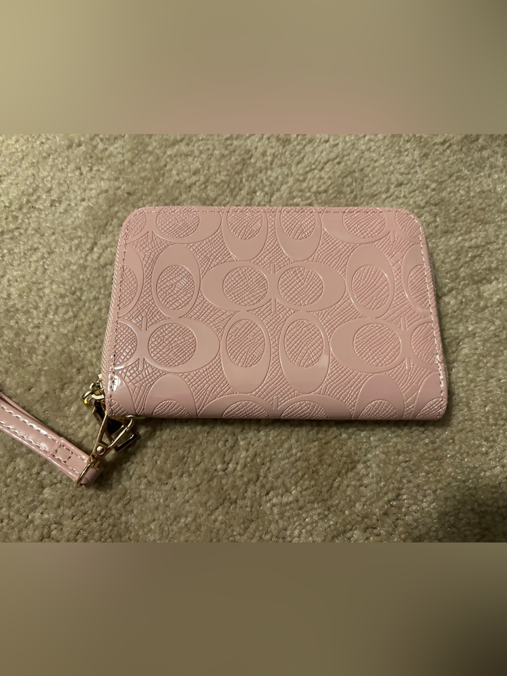 Patent Signature Wristlet in Light Pink